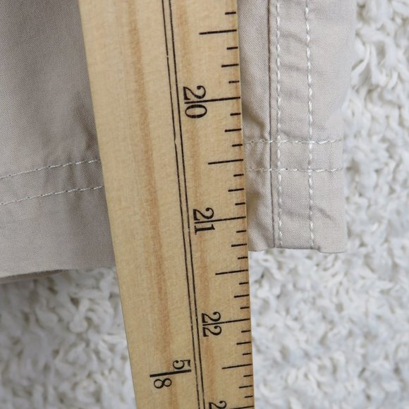 Columbia* Men's 1.5" Belt Loop Multipocketed Khaki Shorts~ Size 42" Waist - Picture 9 of 9